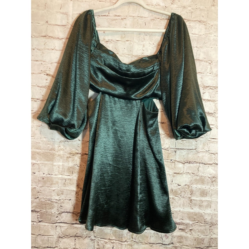 She + Sky Dress Medium Satin Balloon Sleeve Cut-Out Emerald SY5497 Green